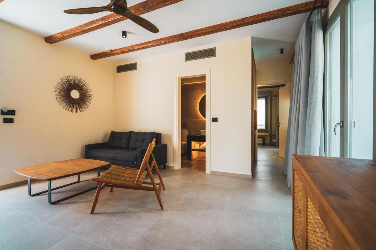 Kouros Blanc Resort & Suites Pounda Exterior foto