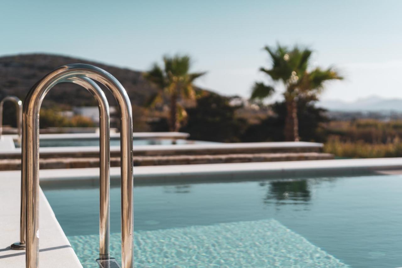 Kouros Blanc Resort & Suites Pounda Exterior foto