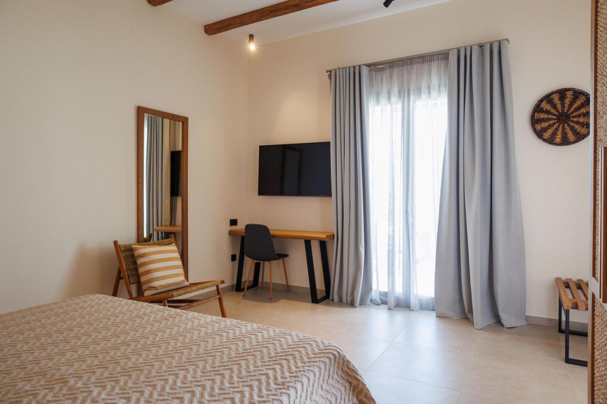 Kouros Blanc Resort & Suites Pounda Habitación foto