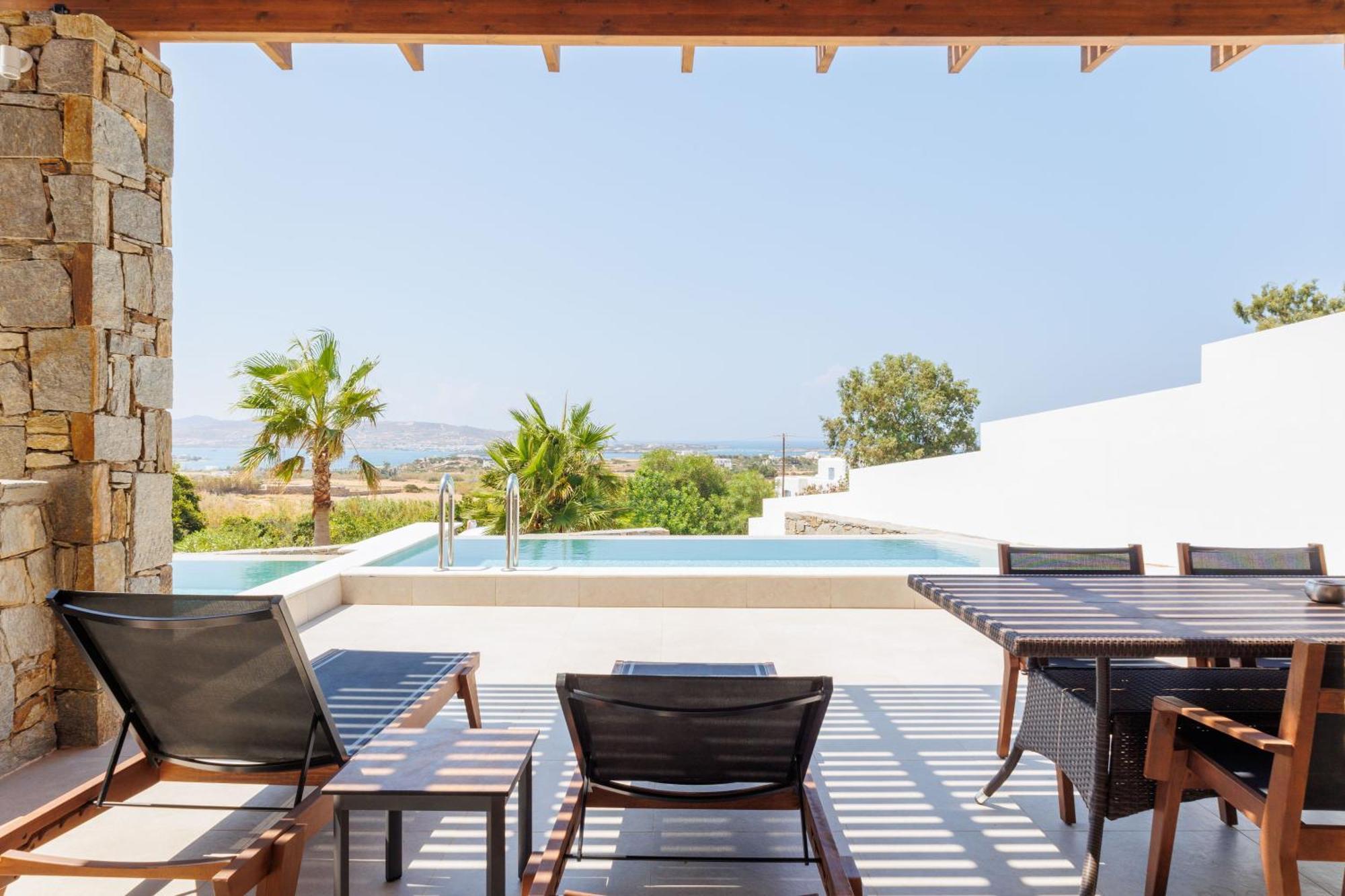 Kouros Blanc Resort & Suites Pounda Habitación foto